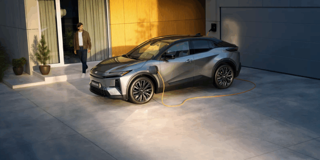 Batteriet är framtaget för att hålla i en miljon kilometer eller 10 år. (Foto: Toyota)