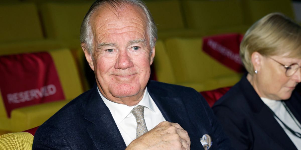 Familjen Persson stärker makten i H&M