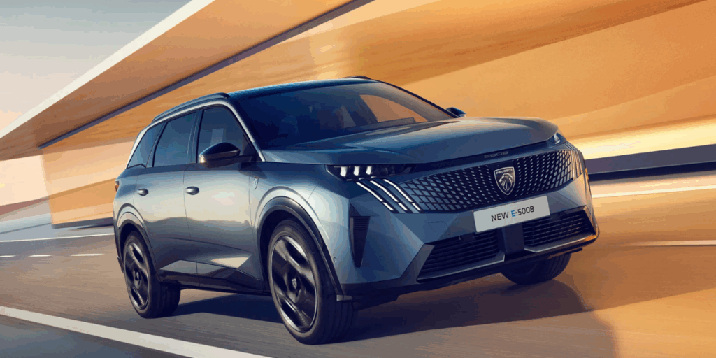 Att Peugeot valt bort diesel anser många vara fel väg att gå, eller köra. Enligt experterna tappar man många som kör lite längre distanser. (Foto: Peugeot)