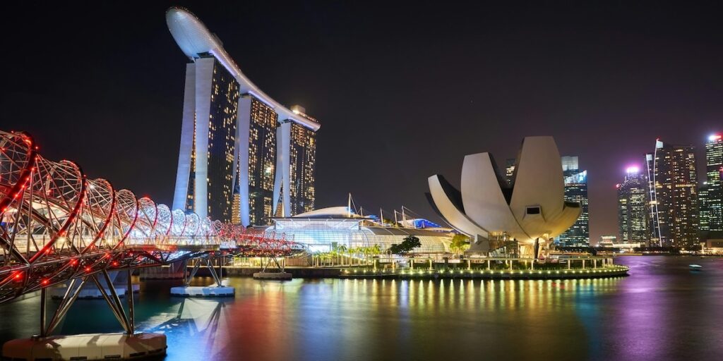 Pass från Singapore ligger bäst till på listan. 