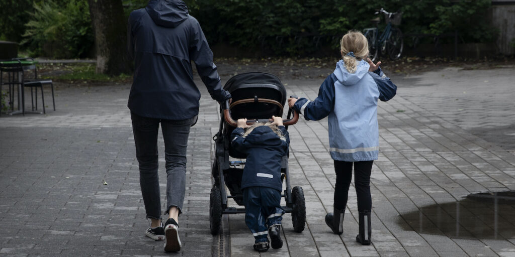 ensamstående föräldrar